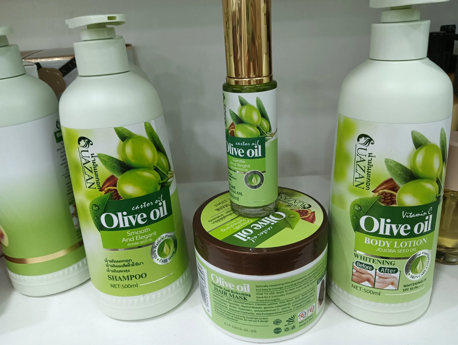 This organic hair care product is expertly formulated to nourish and protect your hair using natural, plant-based ingredients. 